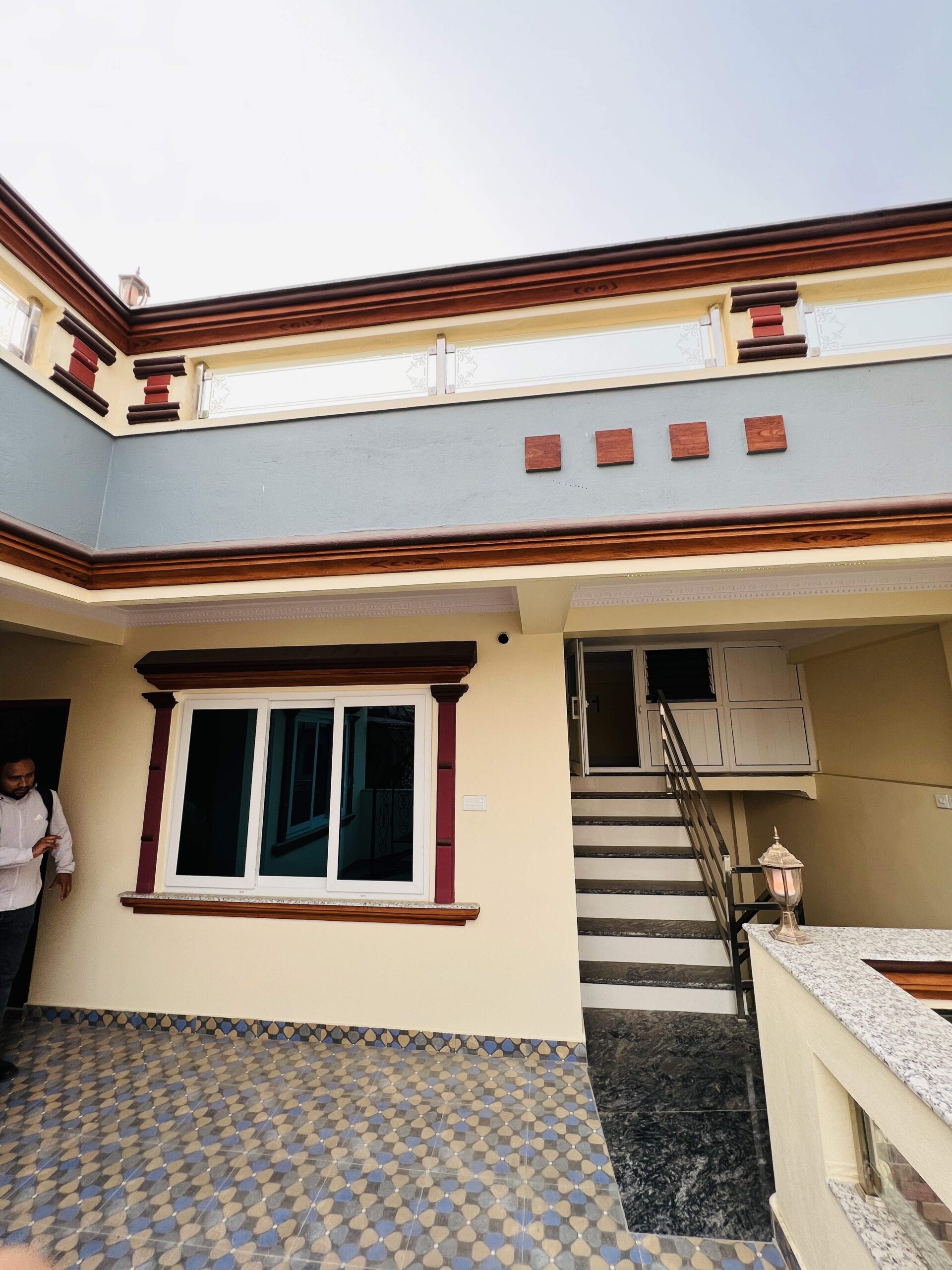 House for sale in Makalbari